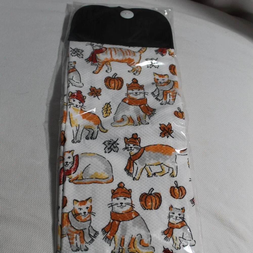 Tea Towel for Oven Door Handle, Autumn Cat Theme